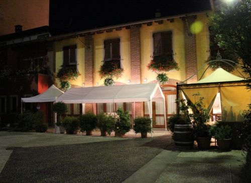 ristorante momo novara macalle